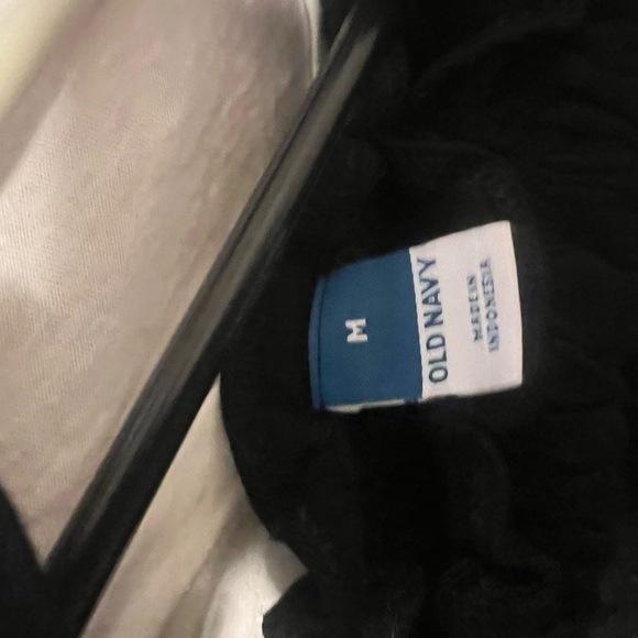 Old Navy crop top - Picture 3 of 4